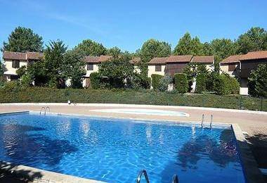 résidence avec piscine proche du golf lacanau