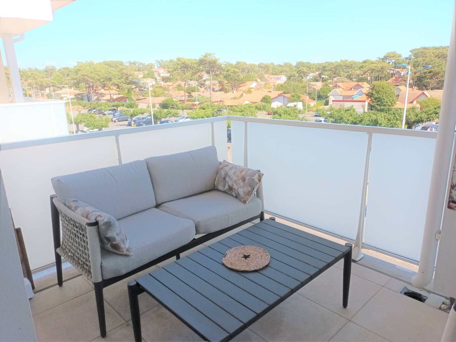 A louer appartement neuf avec 2 chambres pour 4 personnes dans une résidence à Lacanau-Océan