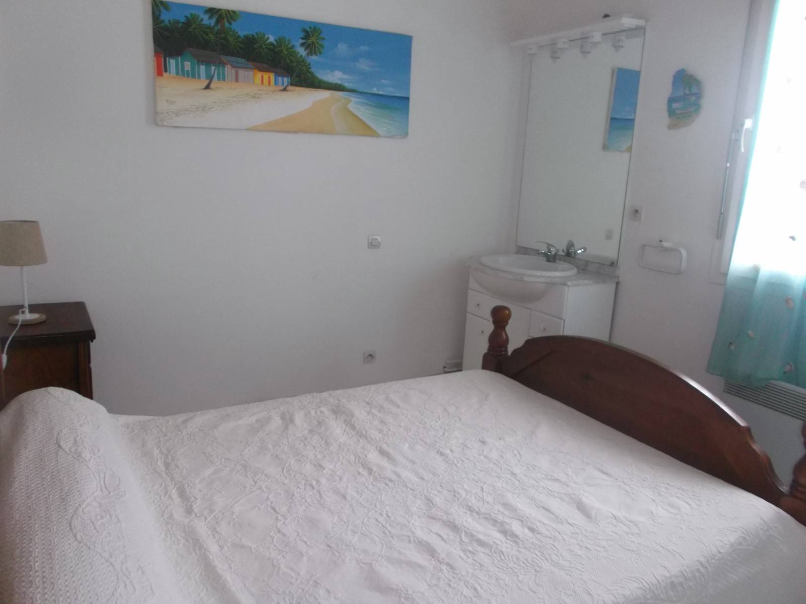 A Lacanau-Océan à louer maison avec 3 chambres pour 6 personnes idéalement située au coeur de la station et à proximité immédiate de la plage
