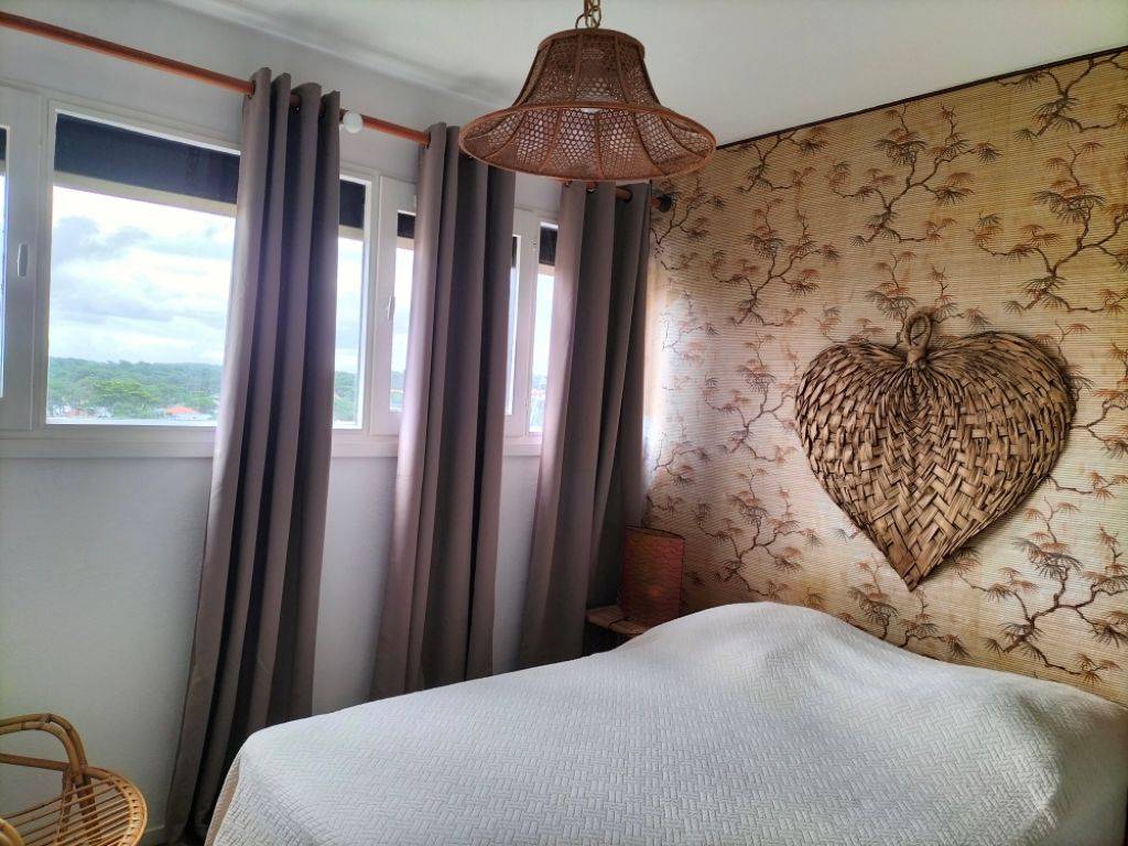 Agréable appartement à louer en duplex dans une résidence quartier Sud à Lacanau-Océan