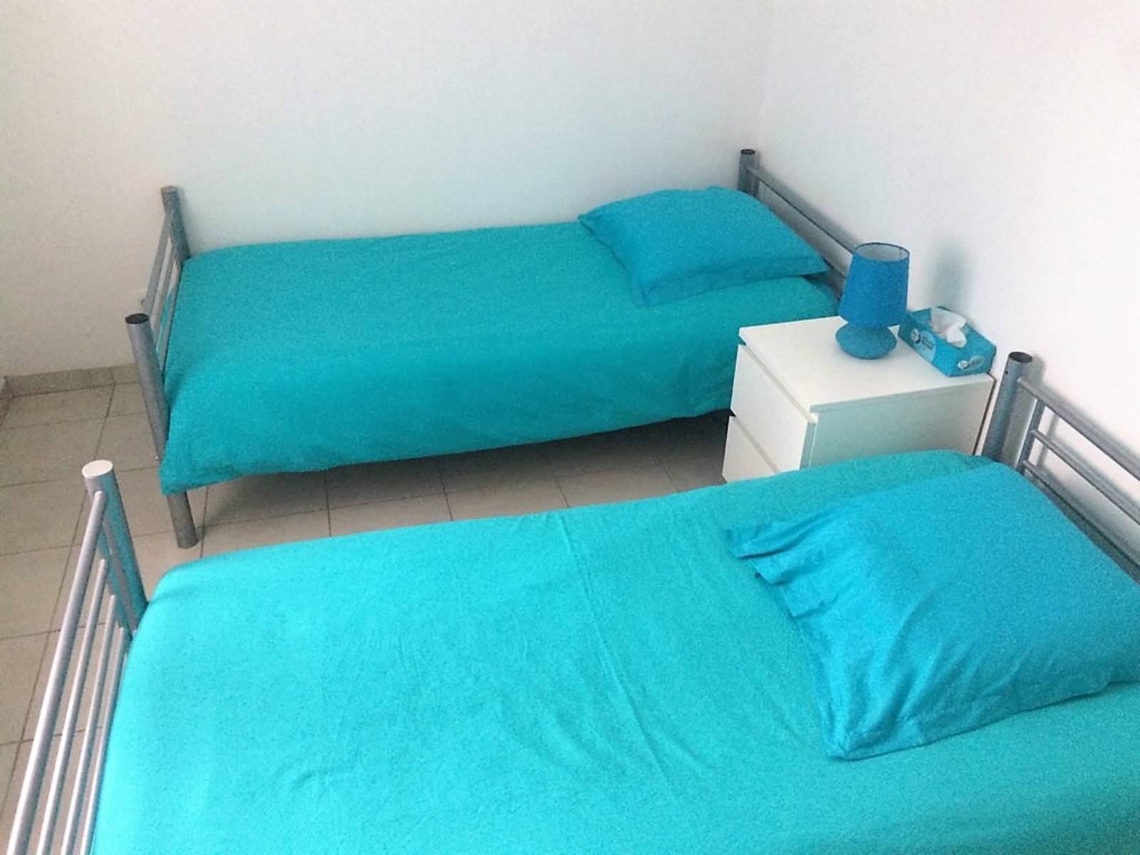 A louer jolie maison avec possibilité de rentrer un véhicule dans une allée prévue à cet effet à Lacanau-Océan