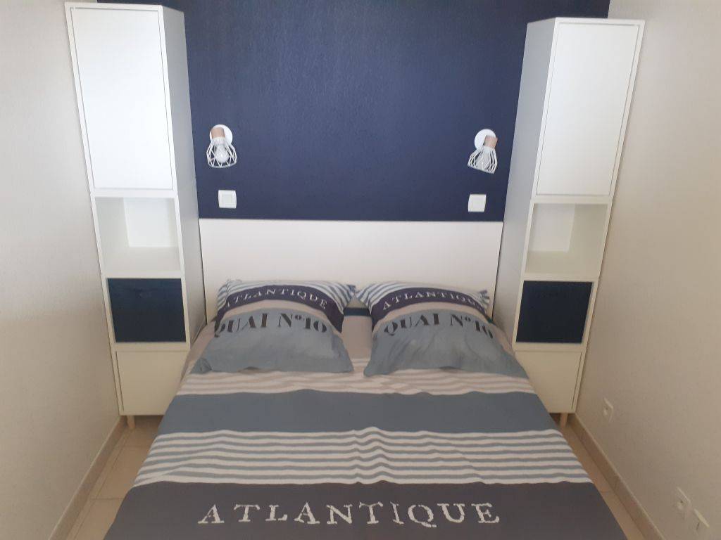 A louer dans le quartier Sud de Lacanau charmant appartement avec une chambre pour 4 personnes