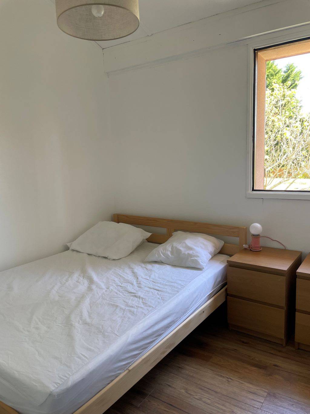 Agréable pavillon entièrement refait avec une chambre et une cabine dans résidence avec piscine collective à Lacanau-Océan