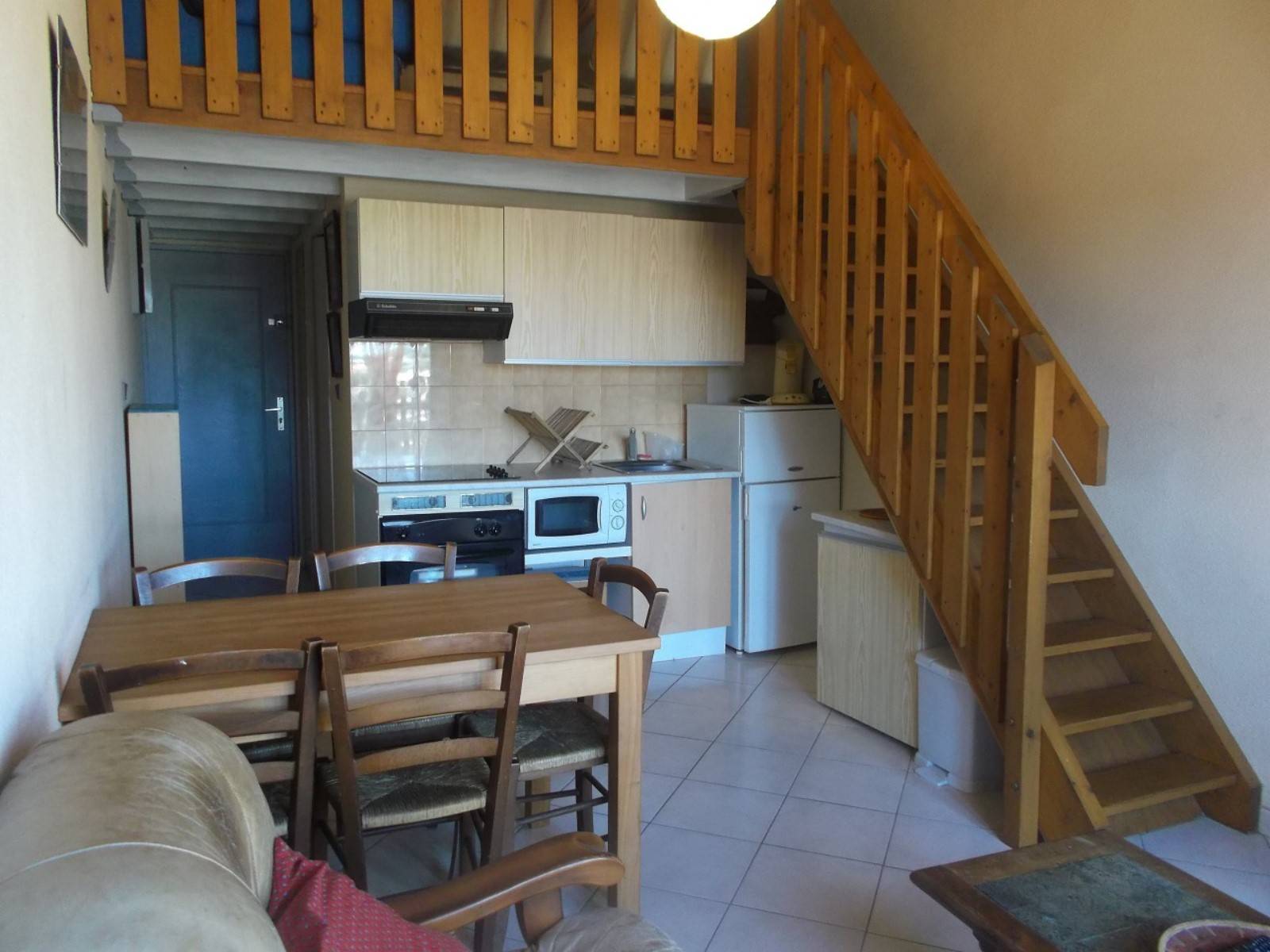 Séjour avec kitchenette