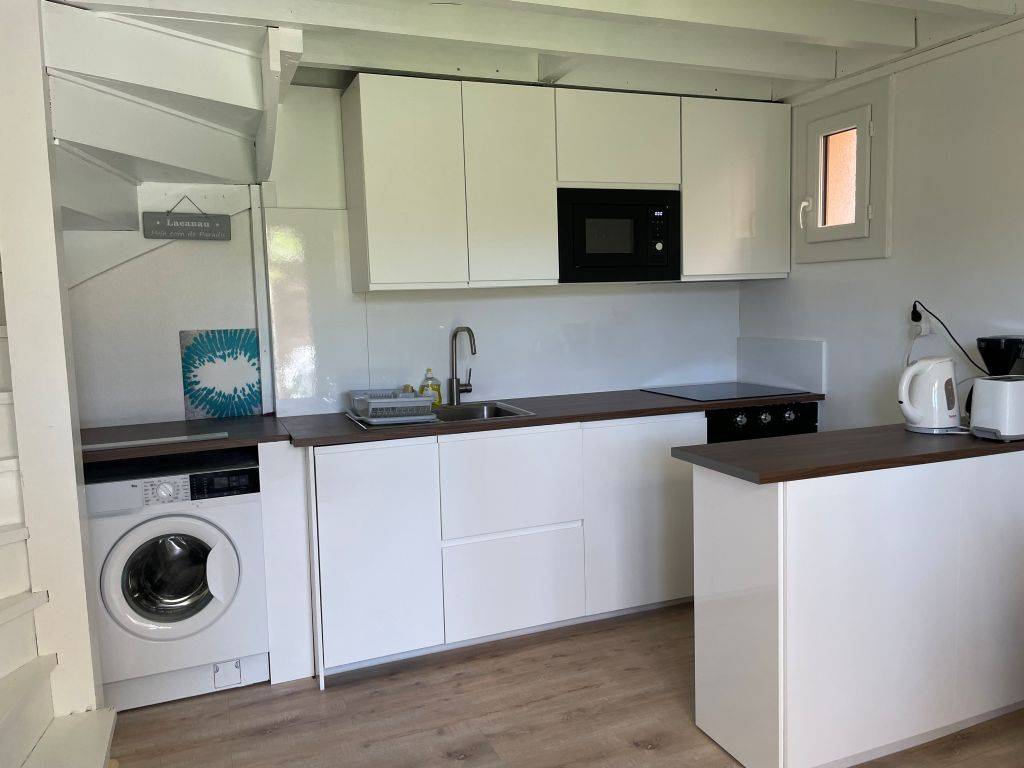 A Lacanau-Océan à louer pavillon pour 5 personnes avec terrasse ensoleillée sur le Golf