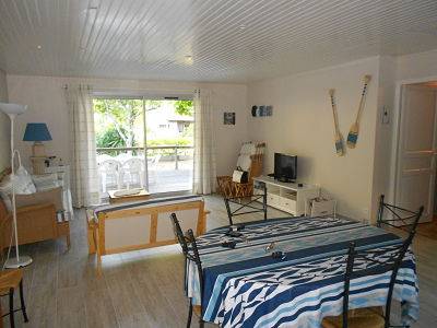 A louer agréable chalet individuel entre le lac de Maubuisson et Carcans plage en Gironde Carcans Maubuisson Lacanau Hourtin Gironde  