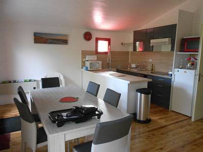 Agréable chalet à louer dans les pins à Carcans Maubuisson proche de Carcans Plage et de Lacanau Océan en Gironde