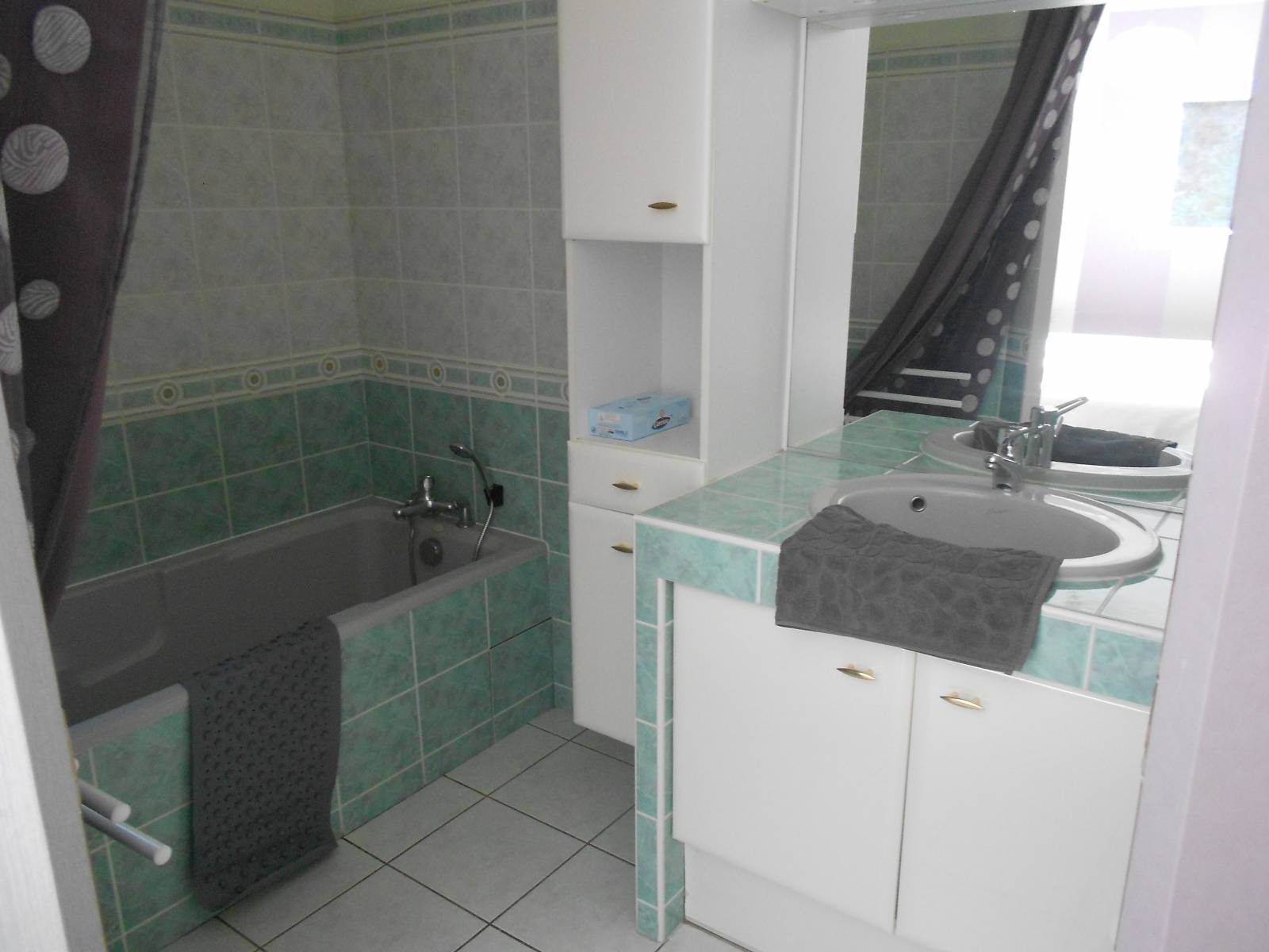 Salle de bains de la suite parentale