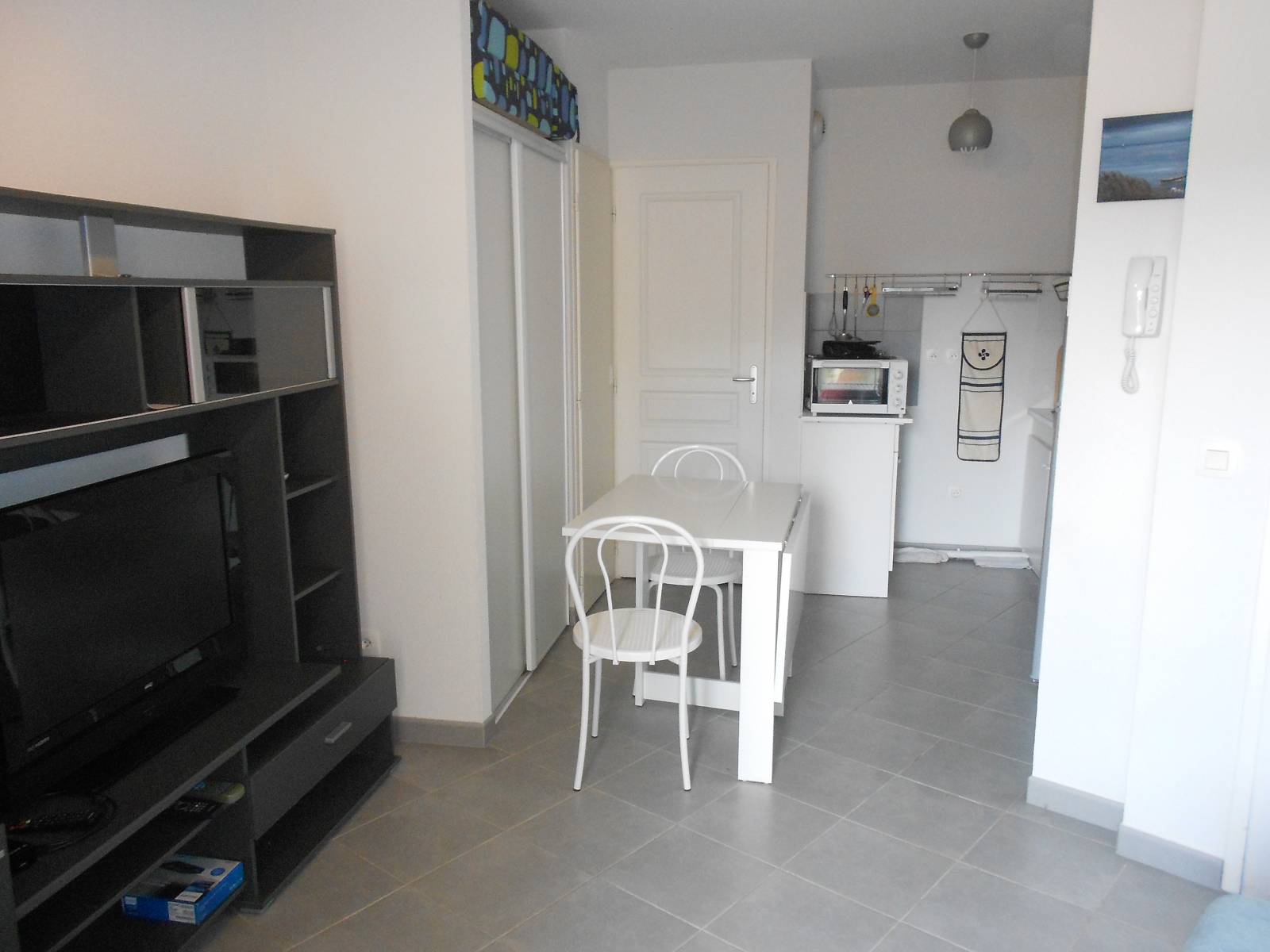 Studio en bon état meublé et équipé à Maubuisson