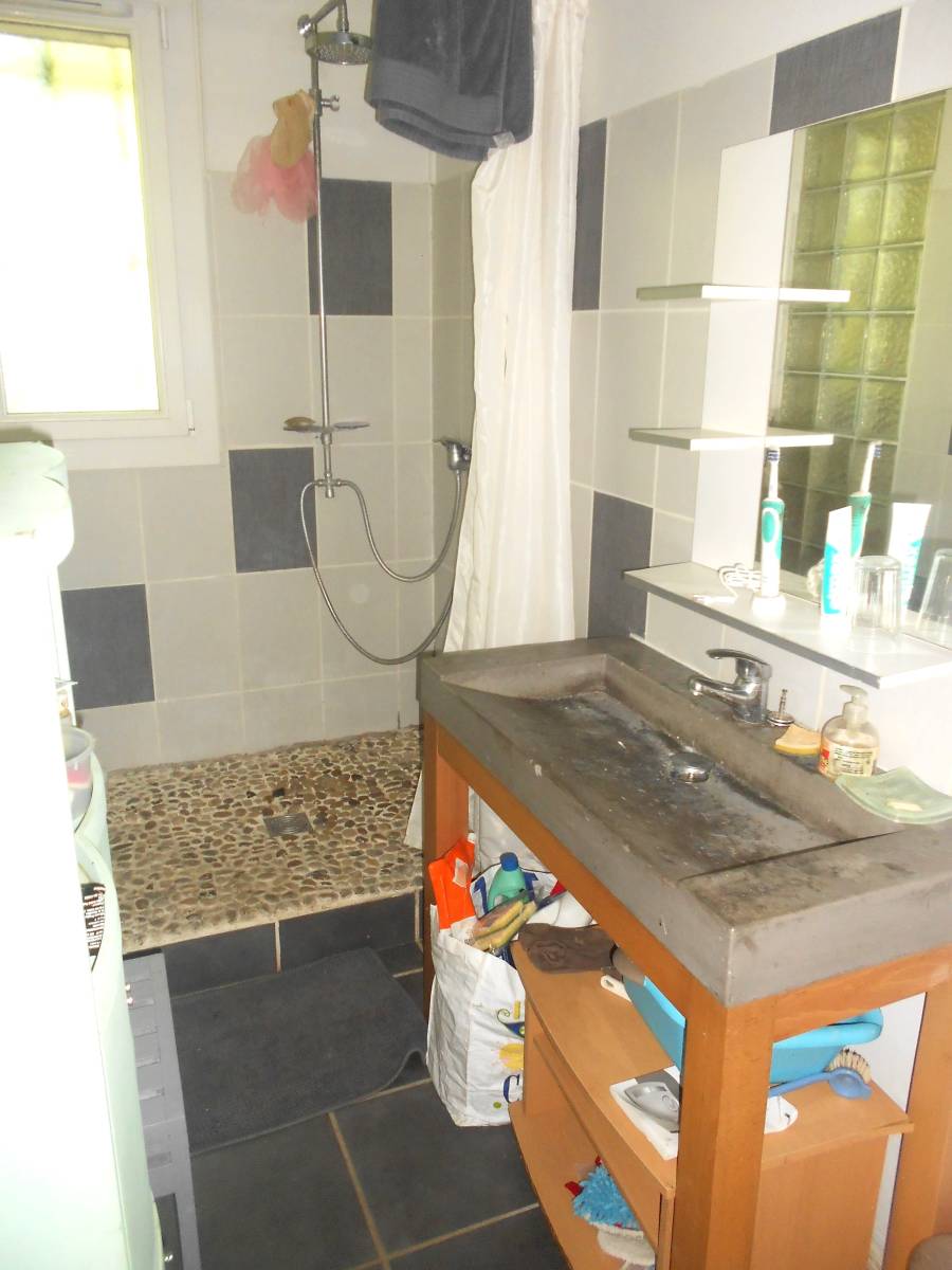 S/d'eau avec wc du studio