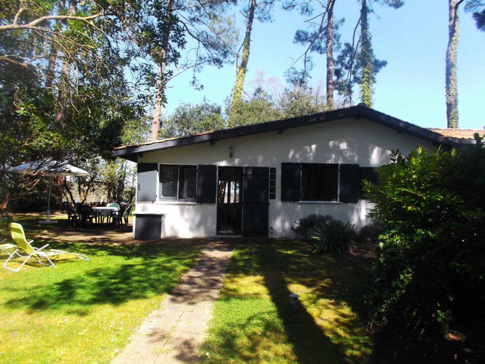 Façade de la villa mitoyenne