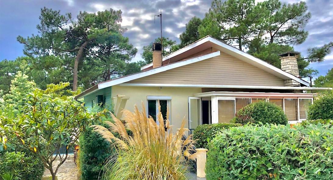 Jolie maison individuelle de type 6 située dans le quartier Sud de Lacanau-Océan Lacanau-Océan Quartier Sud Réf. 8BOI