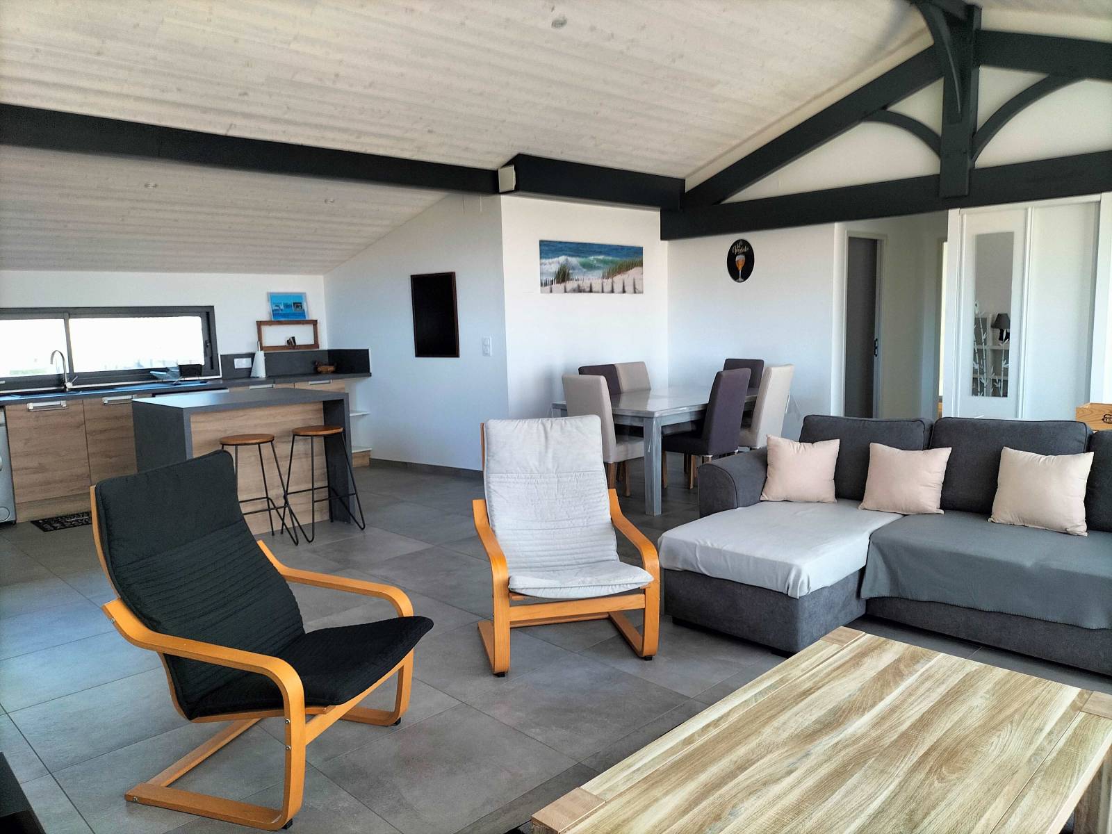 Agréable maison décorée avec soin à louer dans un quartier paisible de Lacanau-Océan