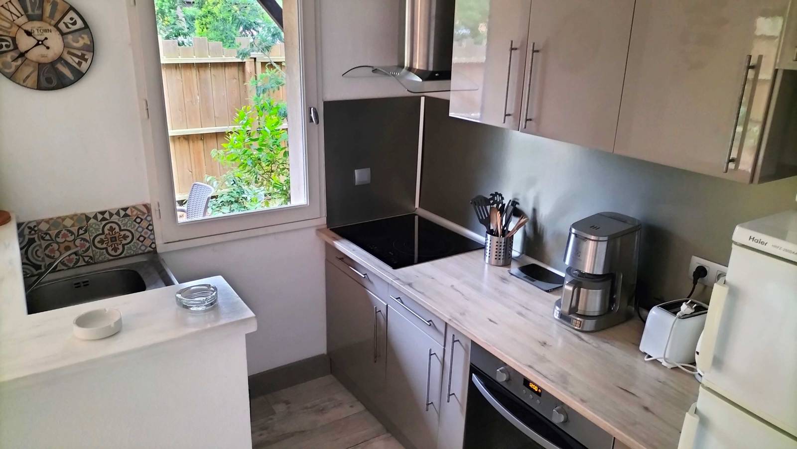 pavillon avec coin cuisine équipé proche des plages lacanau