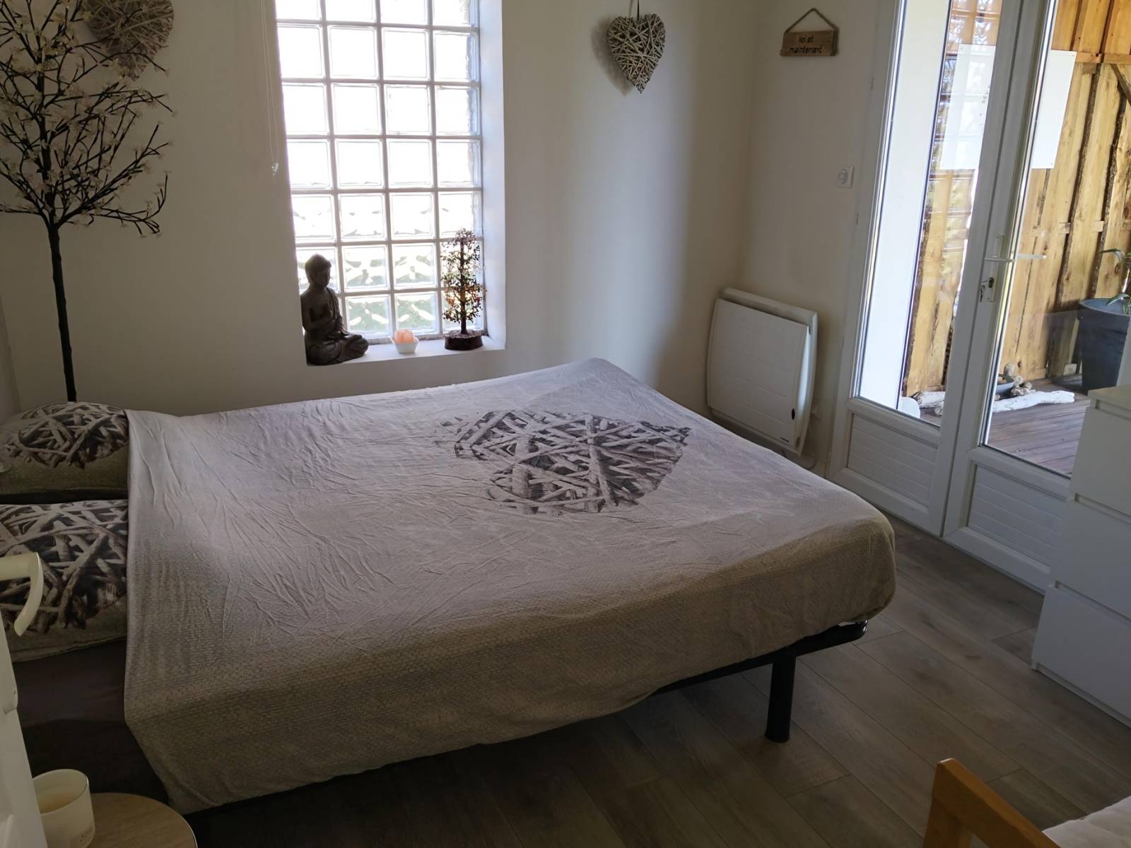 VILLA ENTIEREMENT RENOVEE DE 4 PIECES A 5 MINUTES DU BOURG DE CARCANS