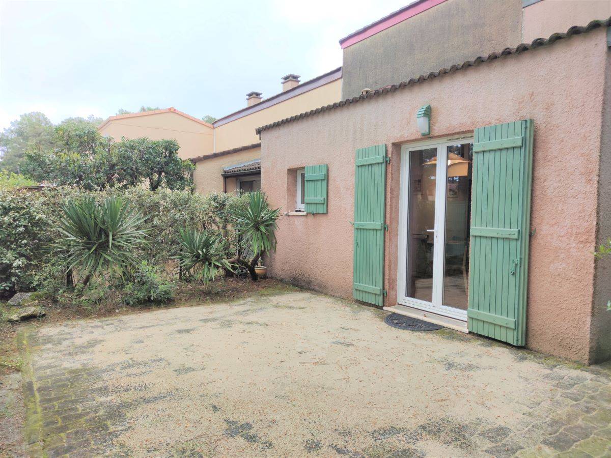 Louer un pavillon mitoyen dans la pinède Lège-Cap-Ferret