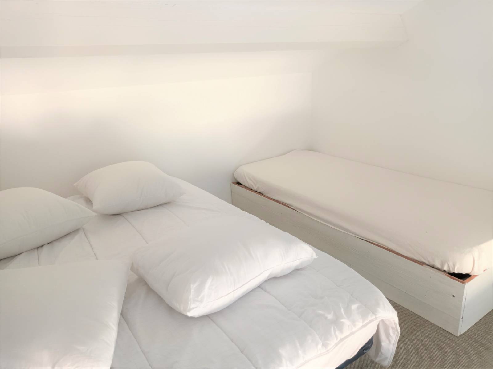 Studio mezzanine avec pleine vue sur l'Océan depuis la terrasse