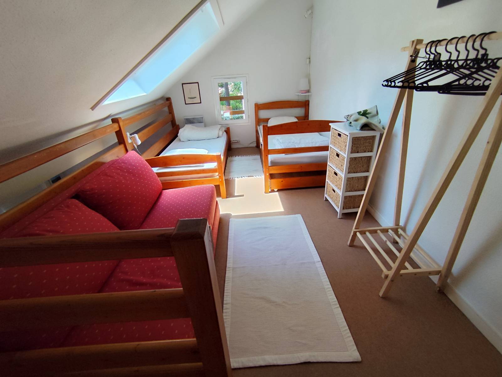 Pavillon mitoyen avec une chambre et une mezzanine à louer à Lacanau-Océan