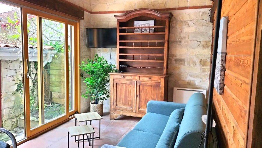 A louer maison de type 4 avec terrasses et jardin à Lacanau-Océan