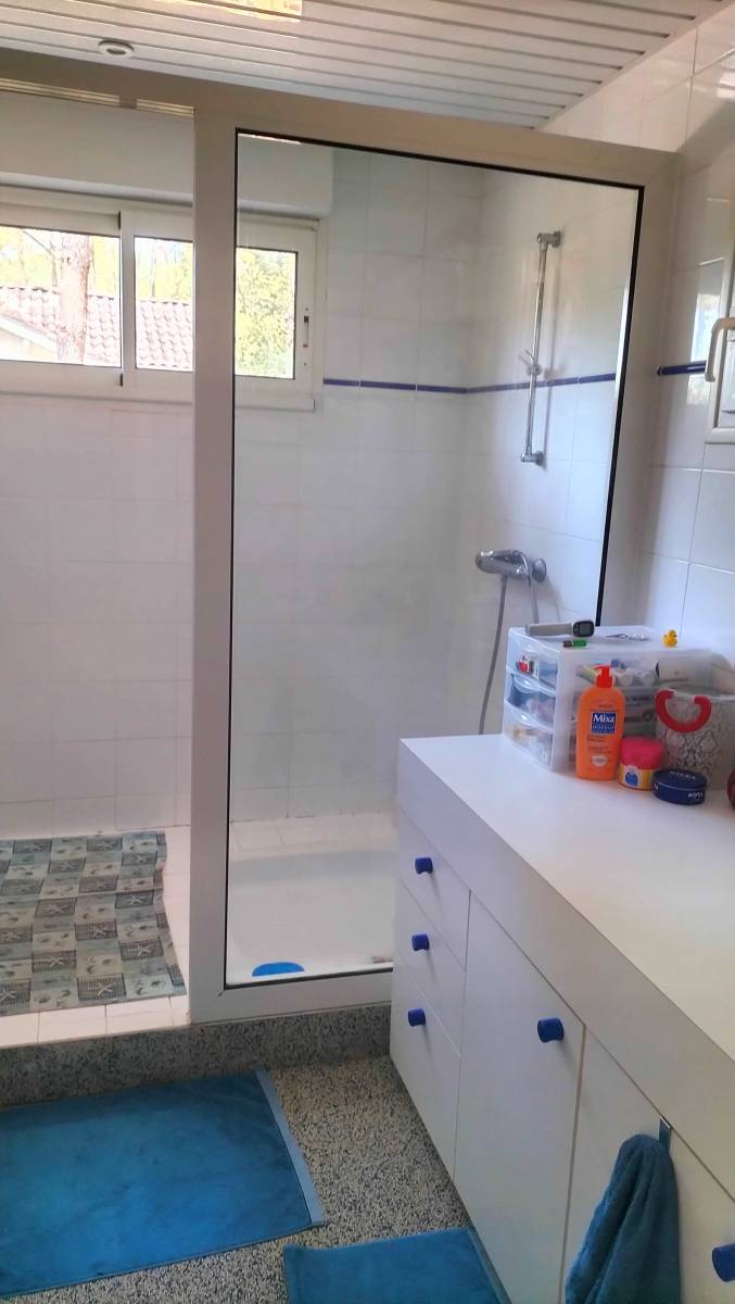 salle d'eau lacanau proche golf et océan