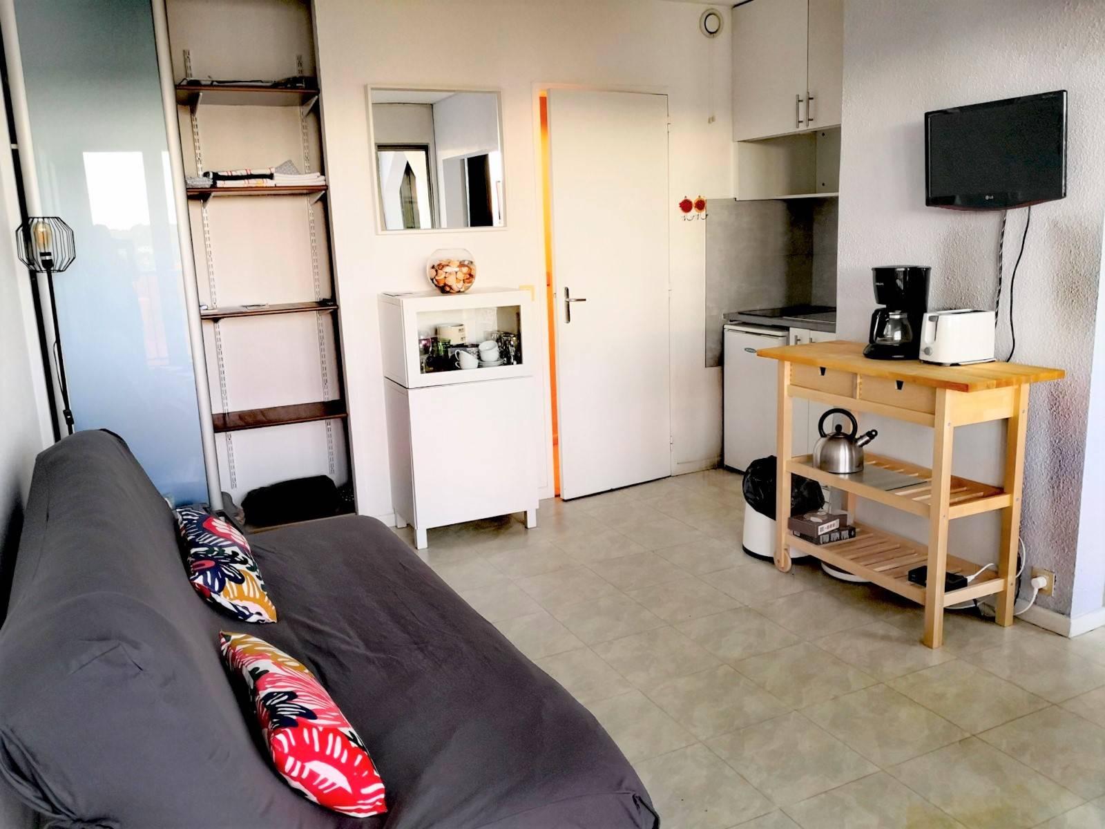 Séjour avec kitchenette