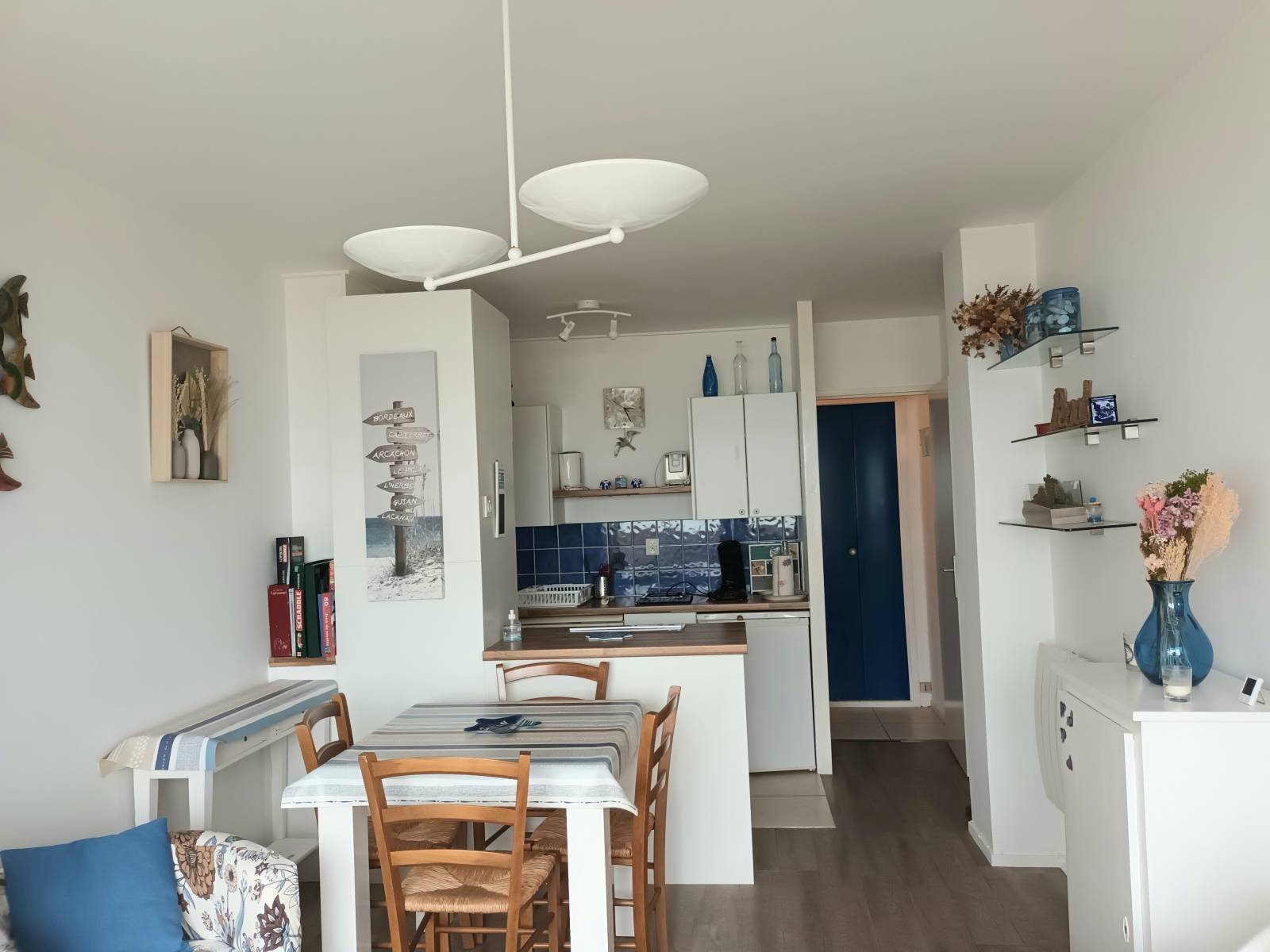 Séjour avec kitchenette