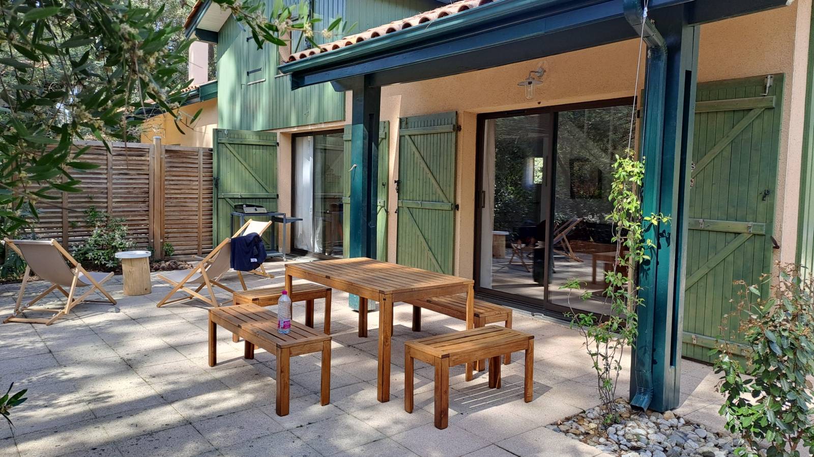 À vendre pavillon mitoyen en copropriété Maubuisson