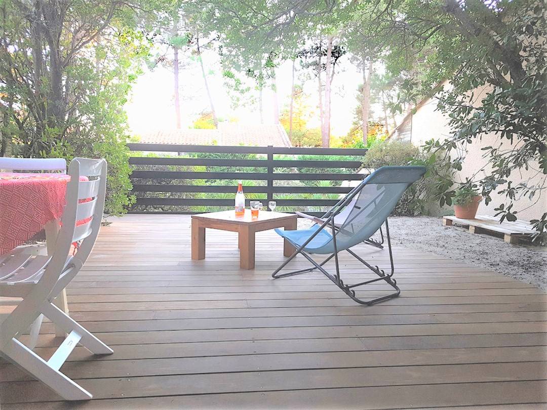 Pavillon dans résidence dans la pinède à louer à Lacanau
