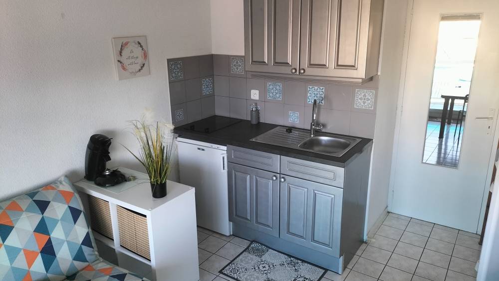 coin cuisine équipé studio proche plage lacanau