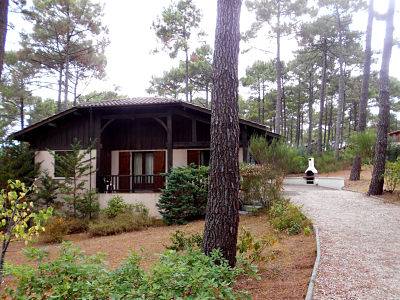 Villa à louer dans les pins à Carcans Maubuisson en Gironde
