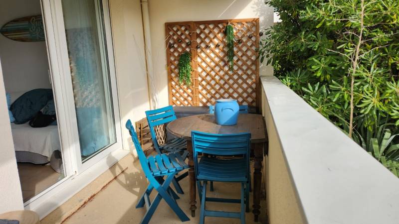 Appartement à louer dans résidence sécurisée avec ascenseur et piscine collective à Lacanau-Océan