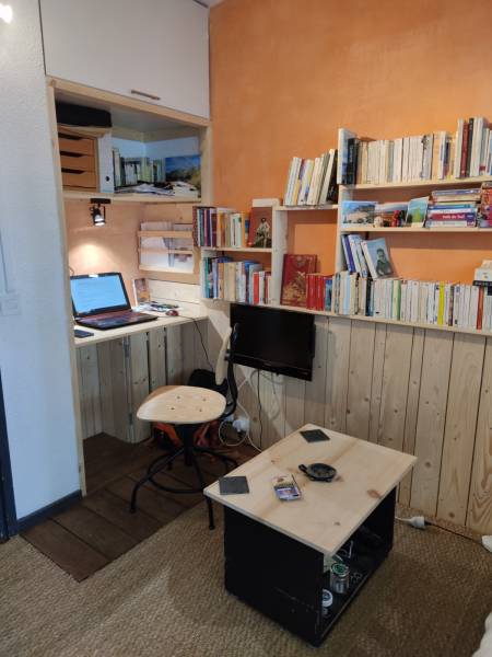 Coin bureau