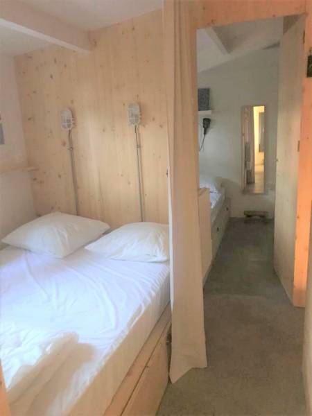 Joli pavillon à louer avec 2 chambres et un coin nuit pour 6 personnes à Lacanau-Océan