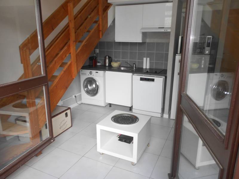 Logement vendu meublé et équipé