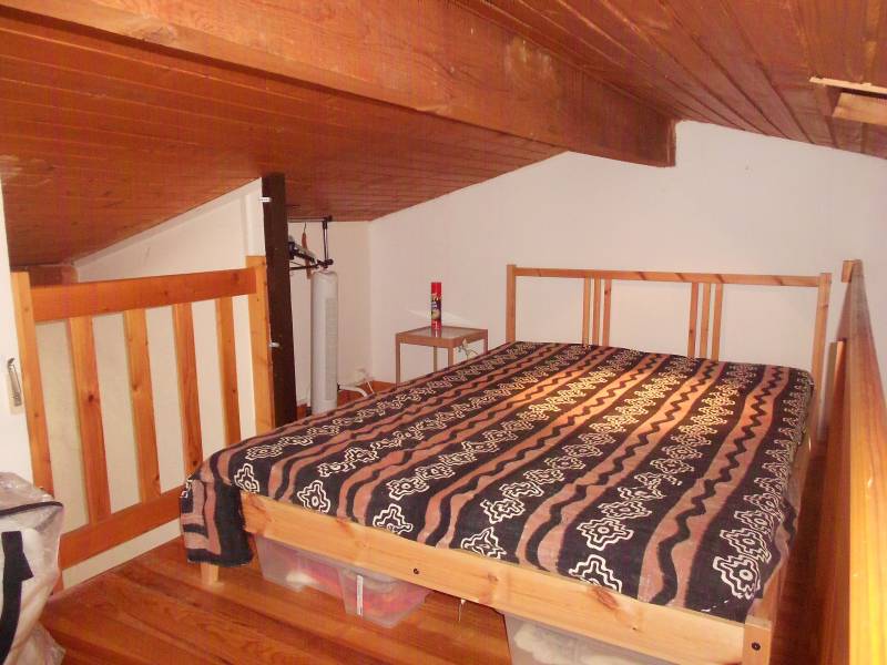 Appartement T1 avec mezzanine et alcôve à Maubuisson en très bon état