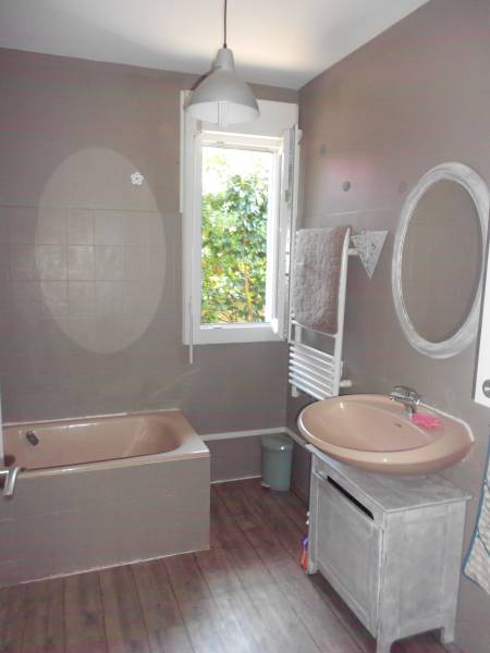 Villa de 111 m² entre CARCANS-VILLE et MAUBUISSON