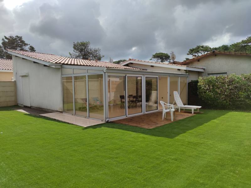 A louer jolie maison de type 4 avec véranda à Lacanau-Océan