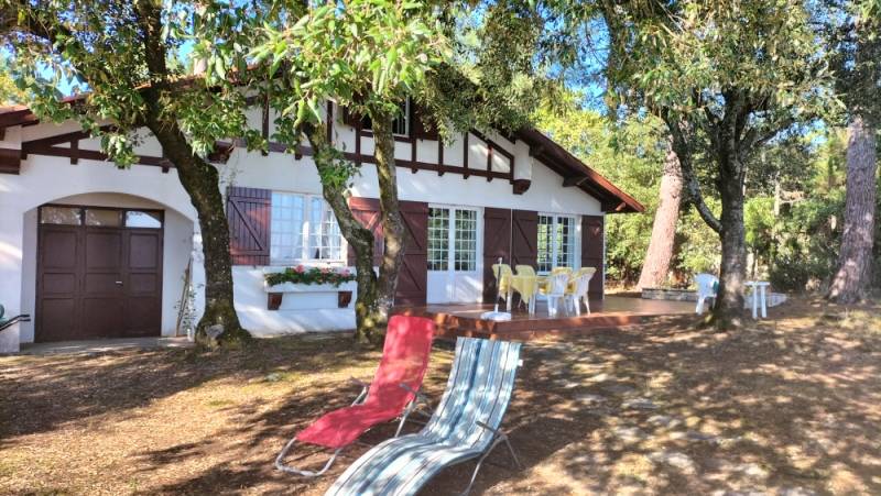 Agréable maison individuelle de vacances de type 4 à louer à Carreyre commune de Lacanau