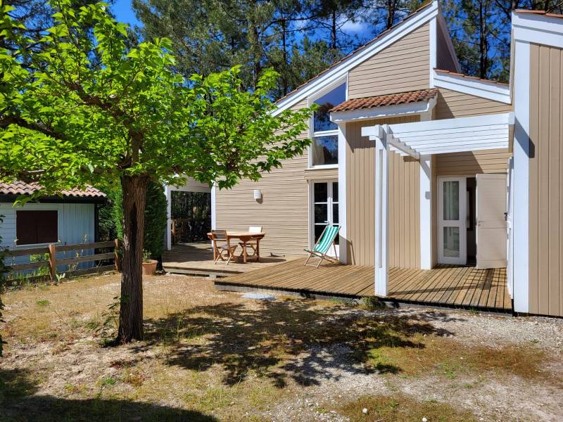Charmante villa à louer de type 5 dans la pinède à Lacanau-Océan