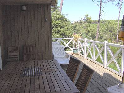 terrasse en partie couverte