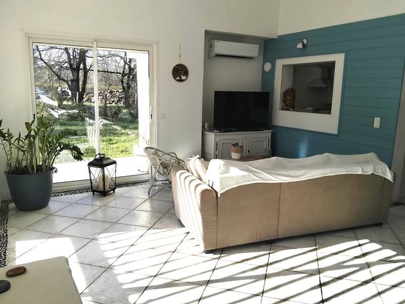 VILLA ENTIEREMENT RENOVEE DE 4 PIECES A 5 MINUTES DU BOURG DE CARCANS