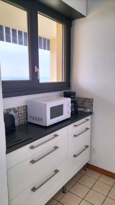 A Lacanau-Océan à louer agréable studio avec place de parking