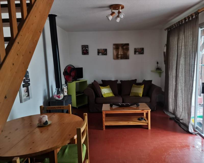 A louer pavillon pour 4 personnes avec 2 chambres dans une résidence avec piscine à Lacanau-Océan