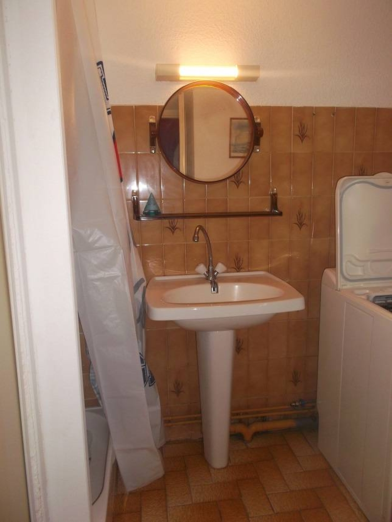 Salle d'eau avec wc
