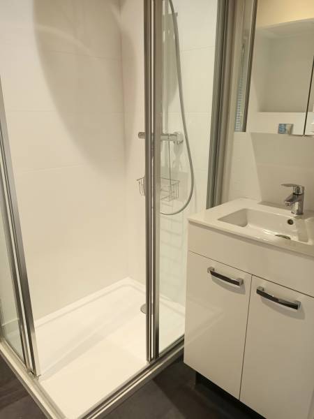 Location d'un pavillon avec 3 chambres dans une résidence dans la pinède à Lacanau