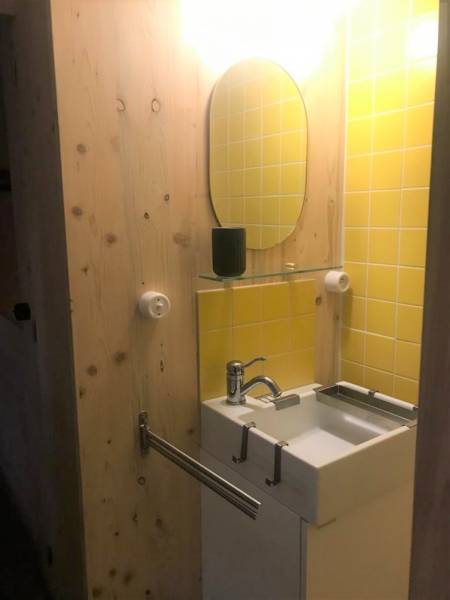 A louer dans une résidence avec piscine collective dans la pinède un pavillon pour 6 personnes à Lacanau-Océan