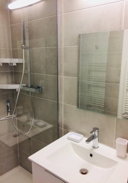 A louer pour 4 personnes appartement en étage avec ascenseur en front de mer à Lacanau