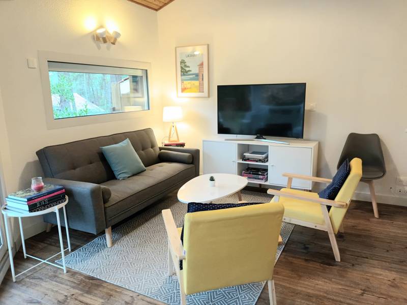 Location d'un pavillon mitoyen de type 4 entièrement refait avec goût sur Lacanau-Océan