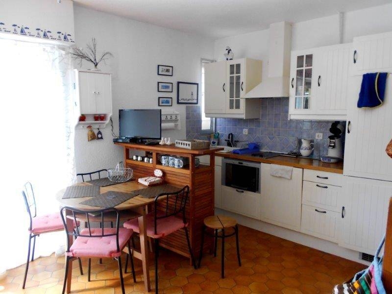 Séjour avec kitchenette