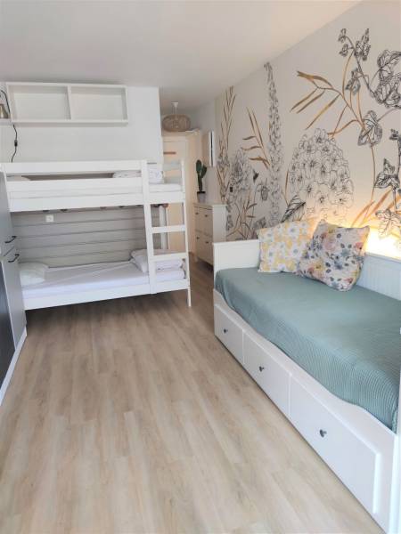 Joli studio à louer pour 4 personnes avec terrasse et aperçu sur l'Océan à Lacanau